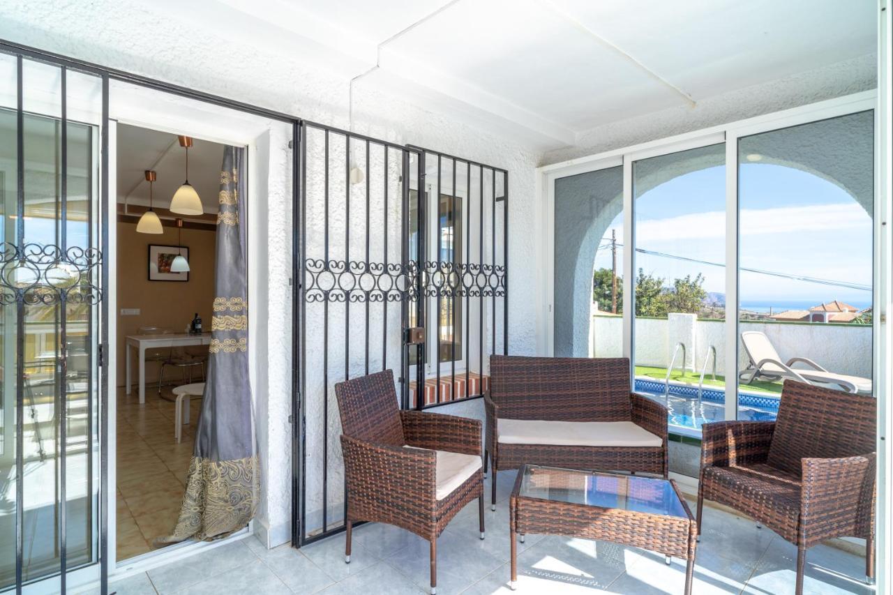 Villa Kenny Private Pool Casasol نيرخا المظهر الخارجي الصورة