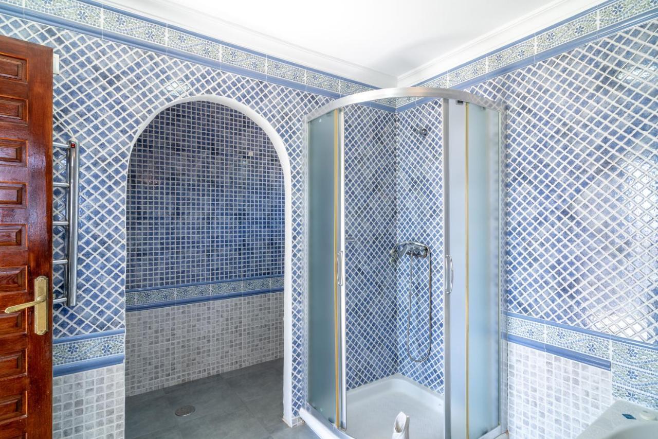 Villa Kenny Private Pool Casasol نيرخا المظهر الخارجي الصورة